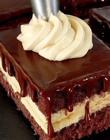 Chocolate Caramel Cream Cake