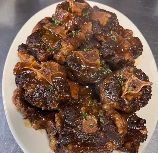 Smothered Oxtails