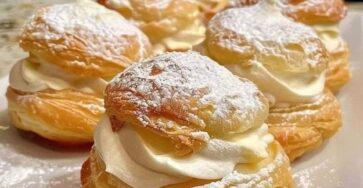 FAMOUS CREAM PUFFS