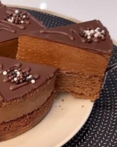 Chocolate Mousse Cake with Ganache