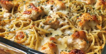 Hearty Chicken Spaghetti Bake