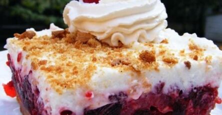 Raspberry Icebox Cake