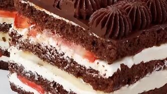 Strawberry Banana Chocolate Cake