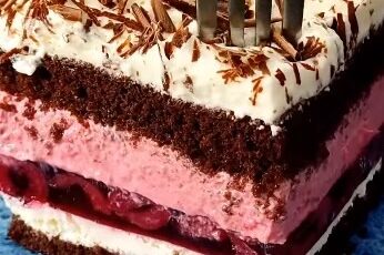 Decadent Cherry Chocolate Cheesecake