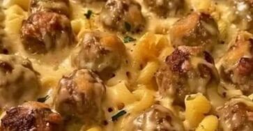  Baked Meatball Noodles