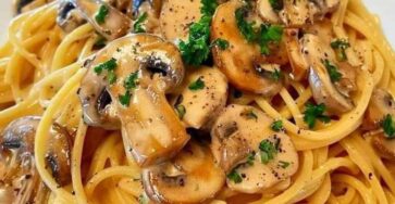 Creamy Mushroom Pasta Feast