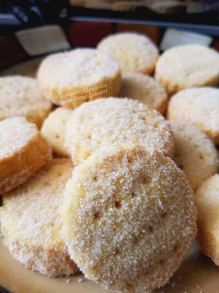 Almond Shortbread Cookies