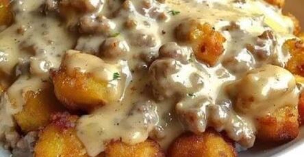 Tater Tots with Sausage Gravy