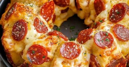 Cheesy Pizza Monkey Bread