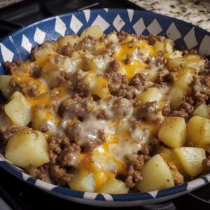 Cheesy Ground Beef and Potato Skillet