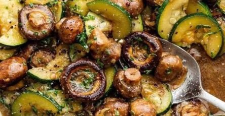 Zucchini and Mushroom Stir-Fry